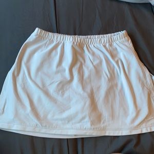 White Nike tennis skirt with slits size xs